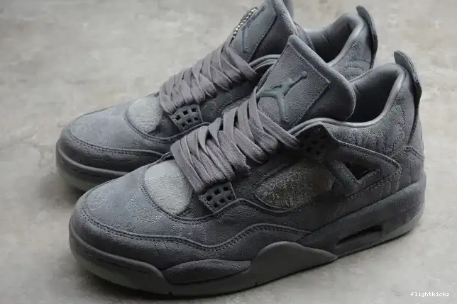 Air 930155-003 4 Jordan x Cool Grey KAWS 0526